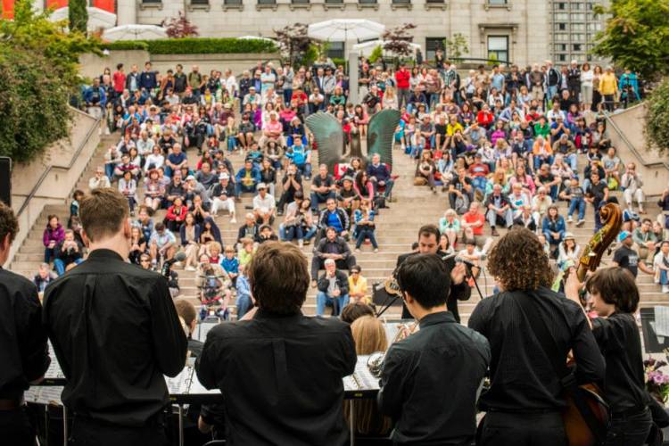 Jazz outside during Vancouver's 2013 International Jazz Festival